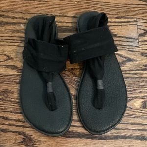 Sanuk size 10 yoga mat sandals